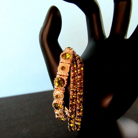 Peridot green rhinestone stretch bracelets - set of 3 - silver tone bands - Picture 6 of 6